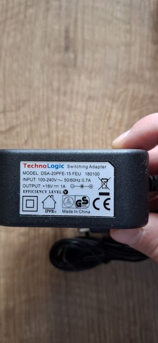 Zasilacz 18V, 1A