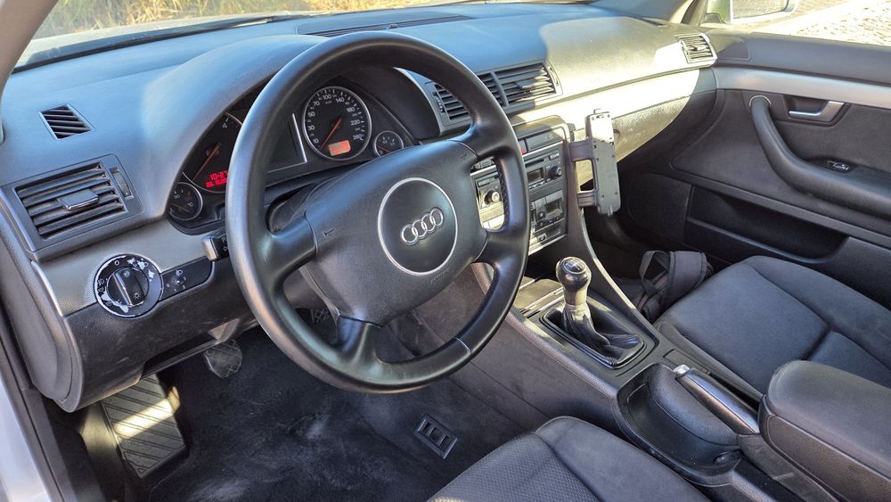 Audi A4 1.9 TDI Avant 130cv — photo 5