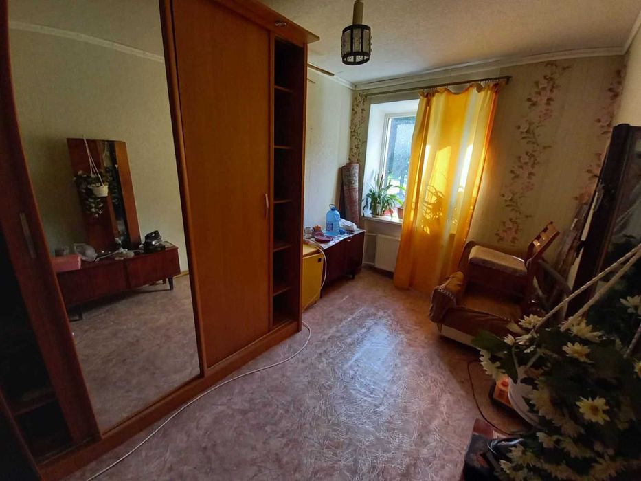 Продам 3 комн. кв-ру в п. Эсхар, центр