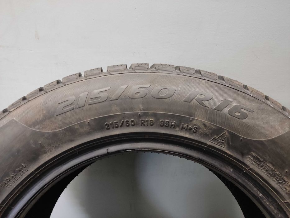 1x215/60R16 Pirelli Sottozero 3, 95H, 2022 rok, NOWA