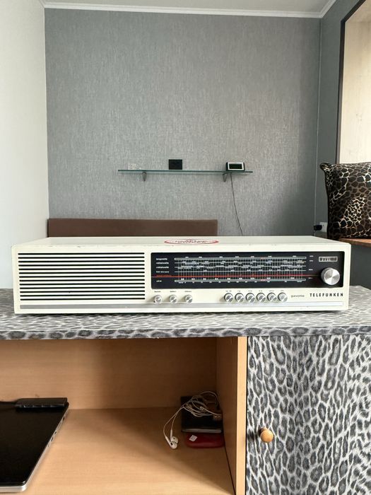 Радіоприймач Telefunken Gavotte 301