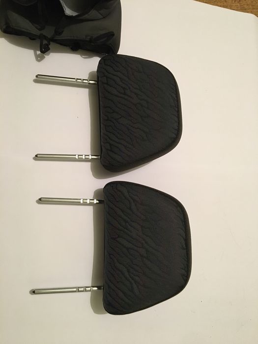 Подголовники Приора передних сидений