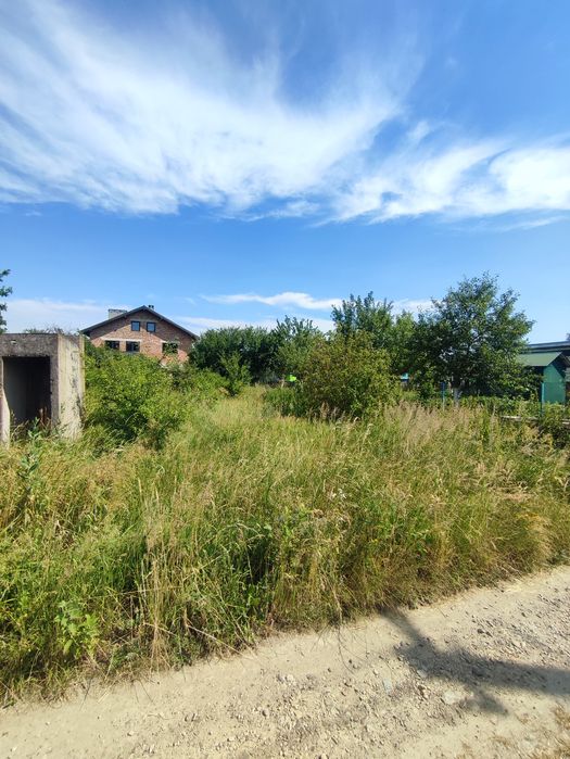 Земля,дача Дем'янів Лаз