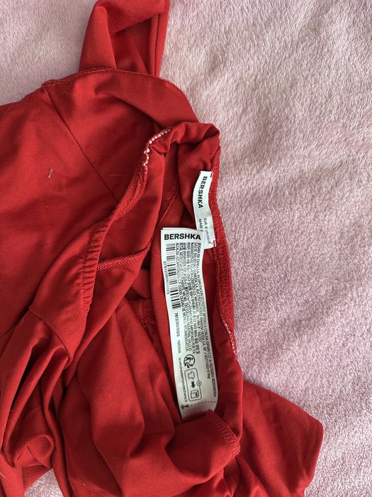 Лонг з відкритою спинкою Bershka s