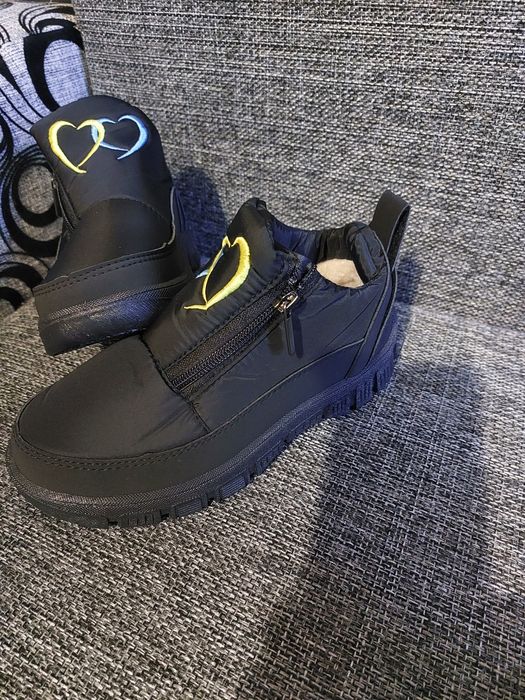 Зимові якісні дутики