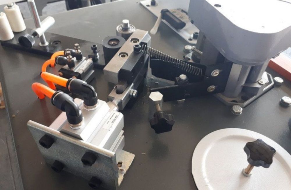 Кромкооблицовочний станок FDB Maschinen MB50 кромкооблицювальний Новий