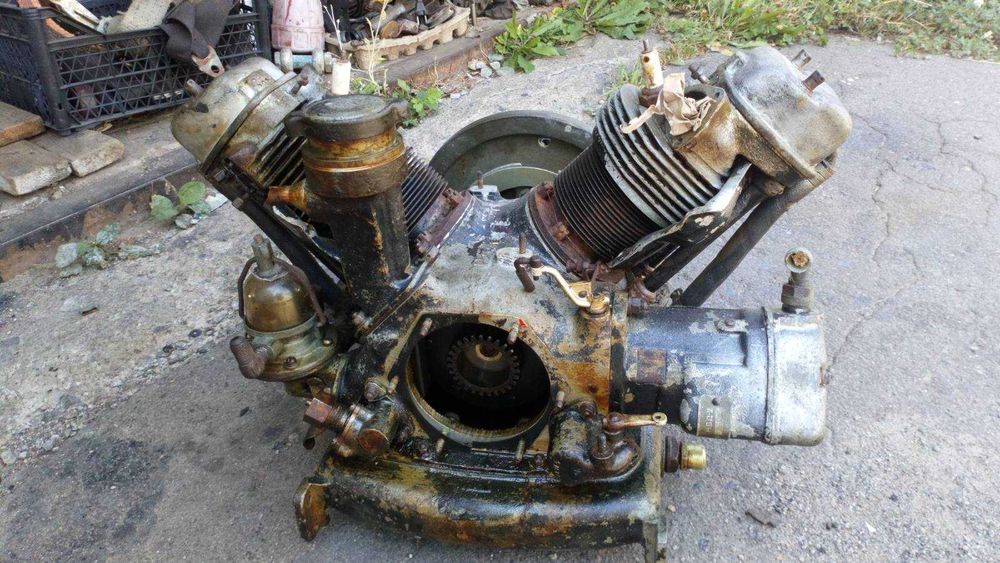 Двигун V-Tvin с Авиацийной резервної єлектростанции