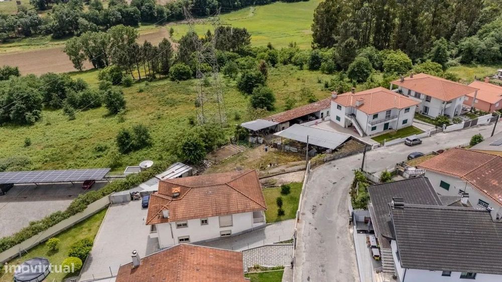 Terreno Premium em Ronfe - 860m2 para a casa dos seus Sonhos!