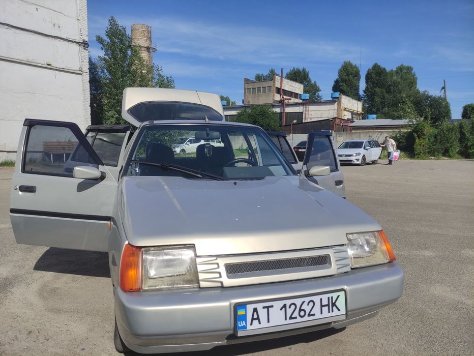 Славута 2009 год 1.3 инжектор люкс