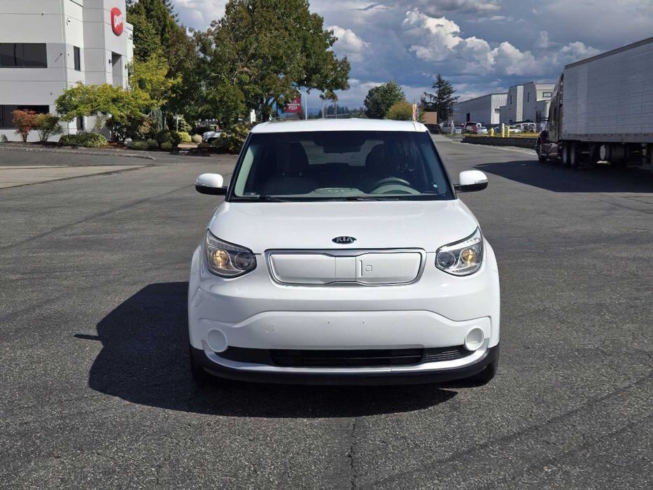 Kia Soul EV+      2015