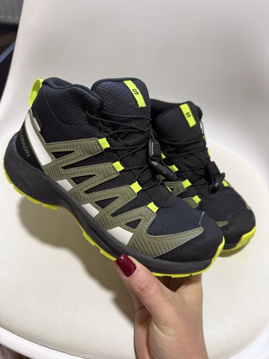 Кросівки salomon waterproof 35