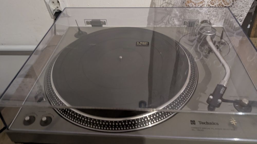 pTechnics sl 1500