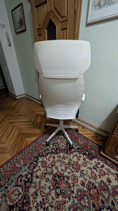 Крісло комп'ютерне офісне