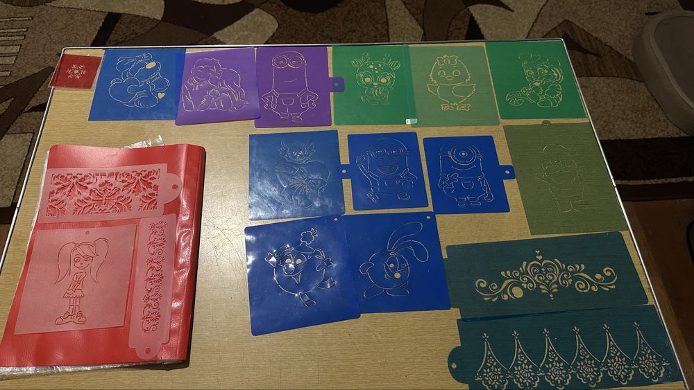 гнучкі трафарети для тортів і печива 350 грн