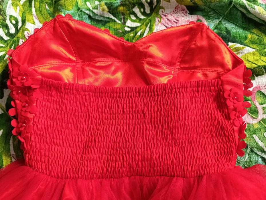 Sukienka czerwona M/L wesele impreza kwiatuszki tiul