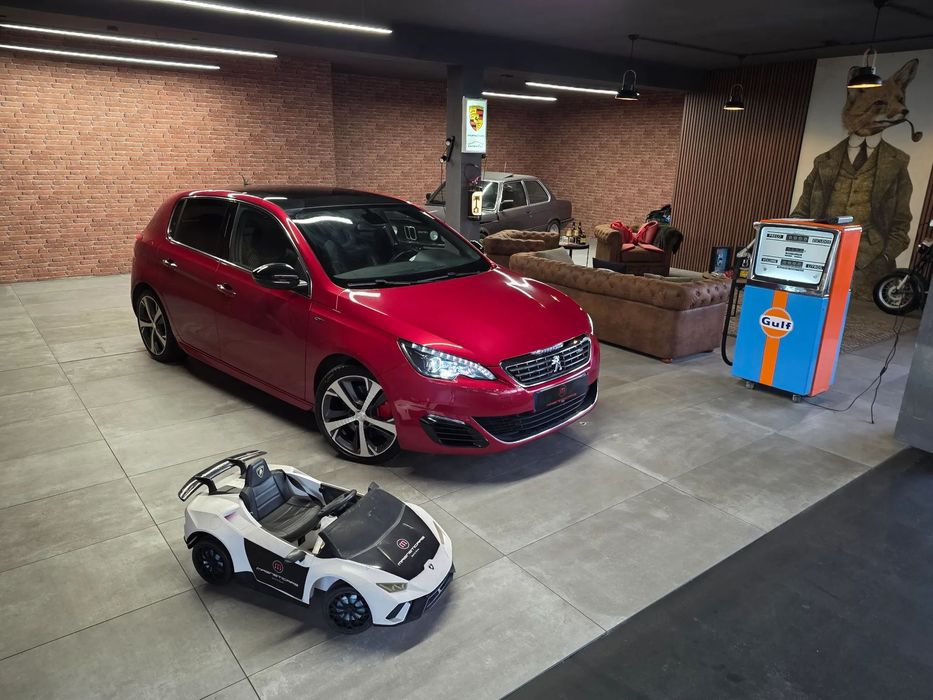 Peugeot 308 BlueHDi FAP 180 EAT8 Stop & Start GT