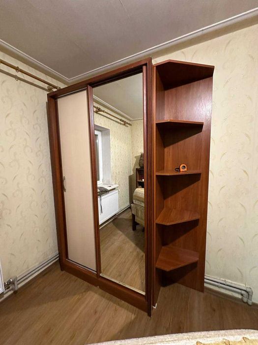 Продам шкаф-купе в хорошем состоянии.
