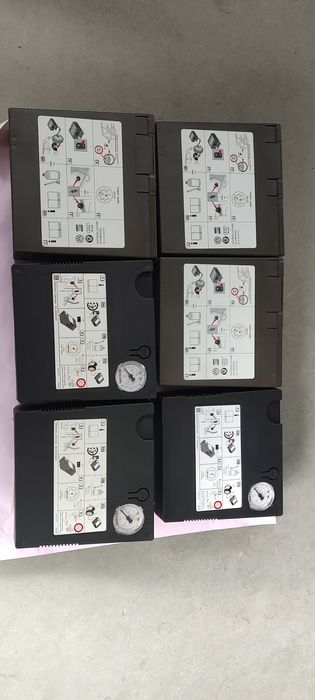 Продам автокомпрессор и комплекты с герметиком в сумке оригинал