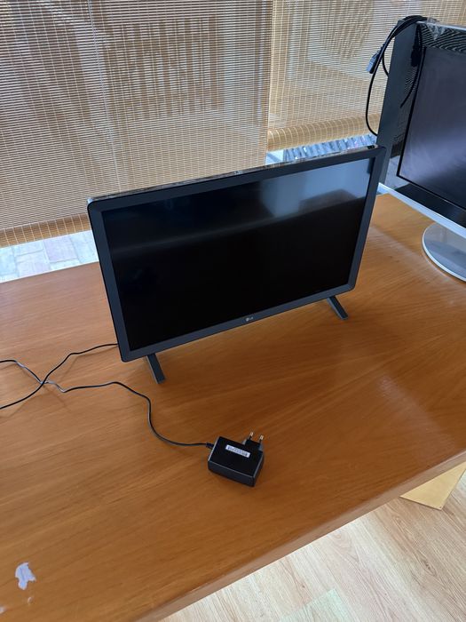 2 Televisões LG