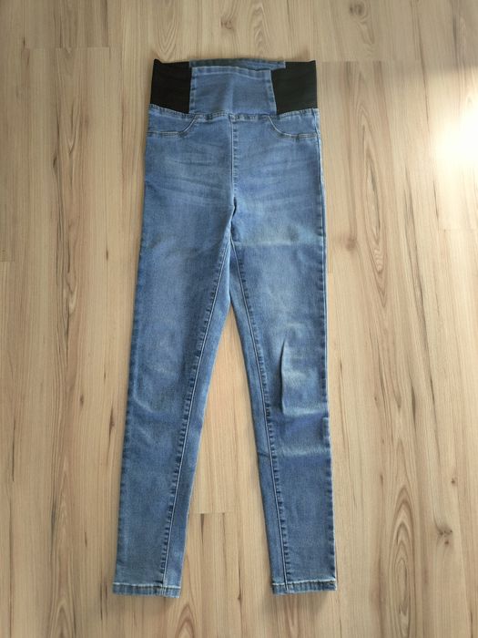 Spodnie niebieskie jeansowe