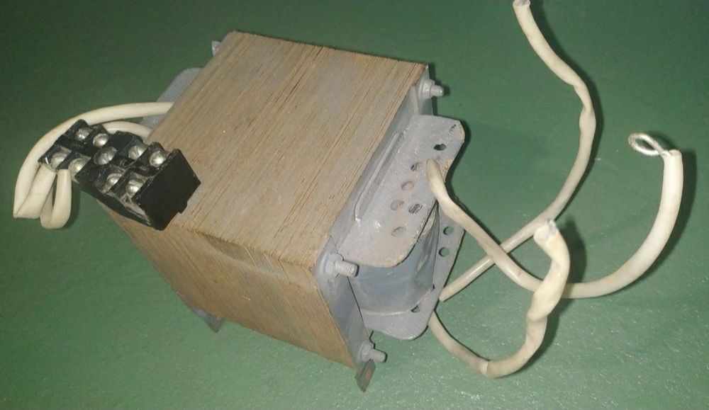 Трансформатори 220в/36в/17в;  220в/9в;  220в/7,5в