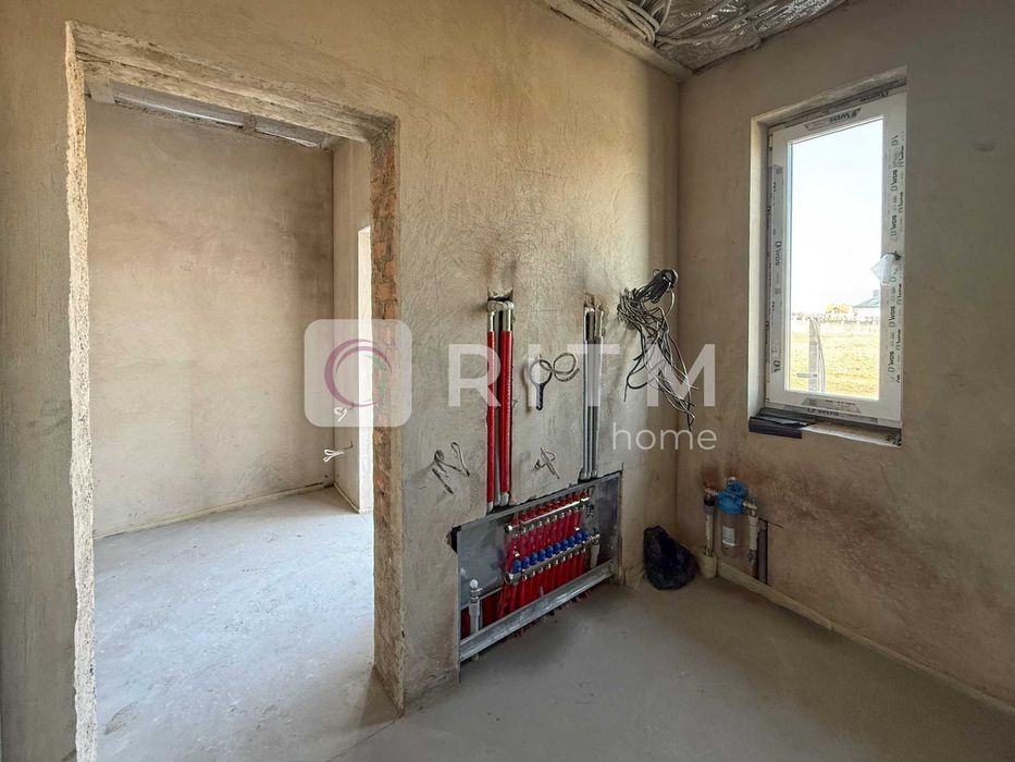 Продаж сучасного будинок біля Луцька!