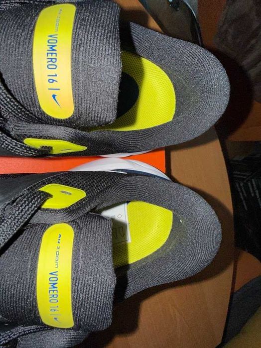 NIKE Nowe Oryginalne buty Air Zoom Vomero 16