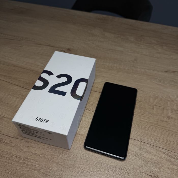Samsung S20 FE telefon smartfon