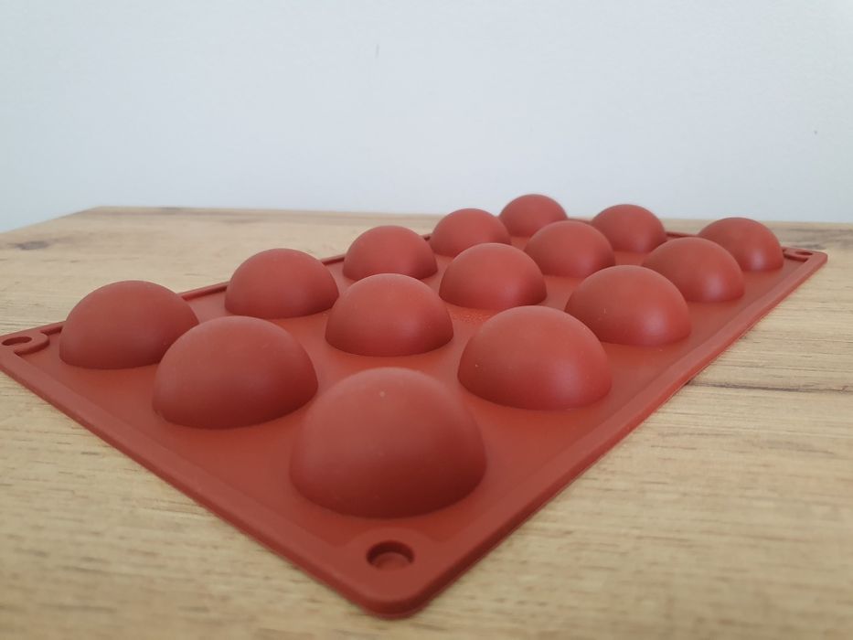 Forma silikonowa do monoporcji ciastek PÓŁKULE - 3,8 cm
