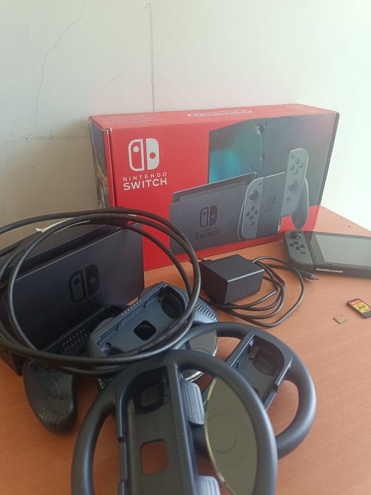 Nintendo Switch completa com acessórios