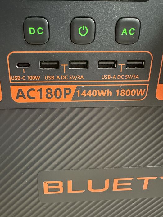 Зарядна станція BLUETTI AC180P 1440
