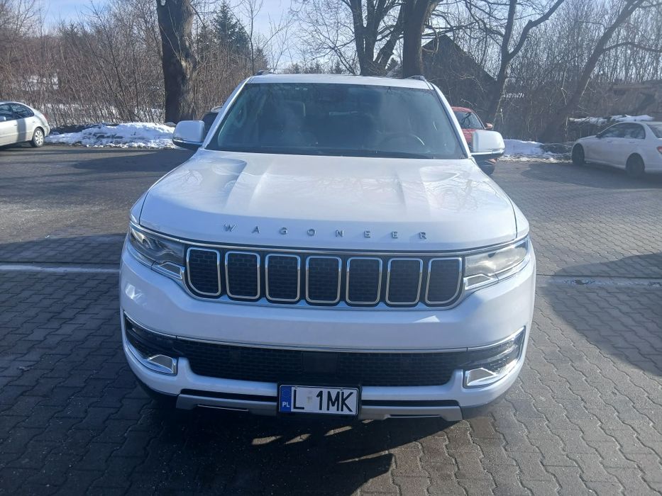 Samochód Jeep Wagoneer