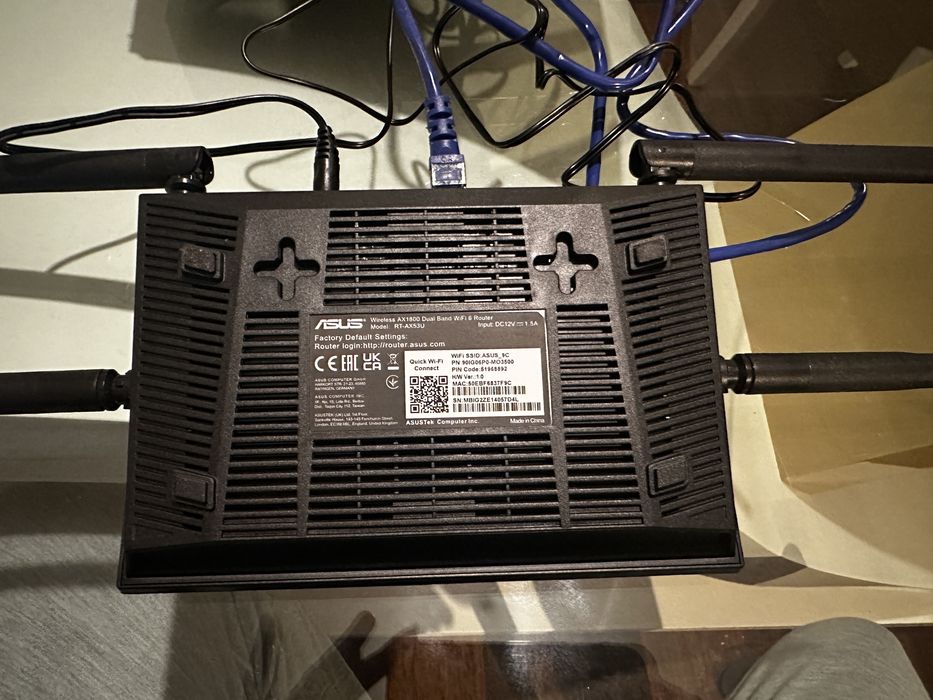 Router Asus AX1800