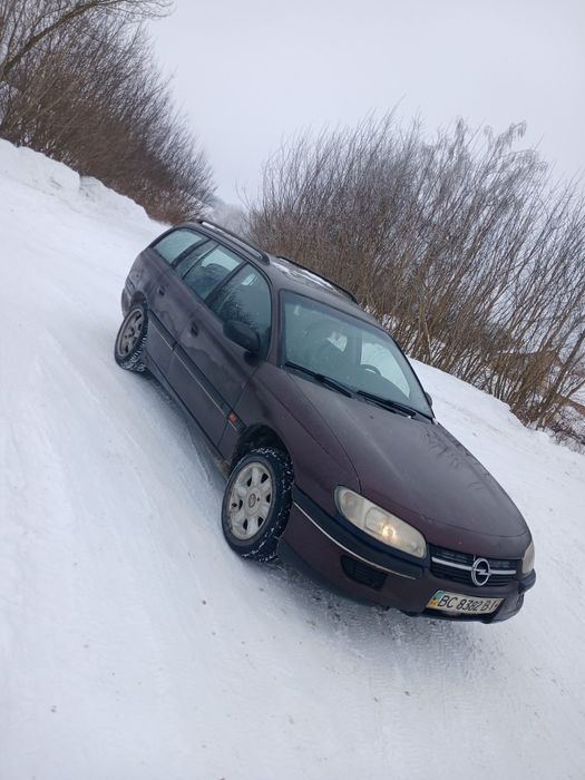 Опель Омега б 2.0 газ/бензин