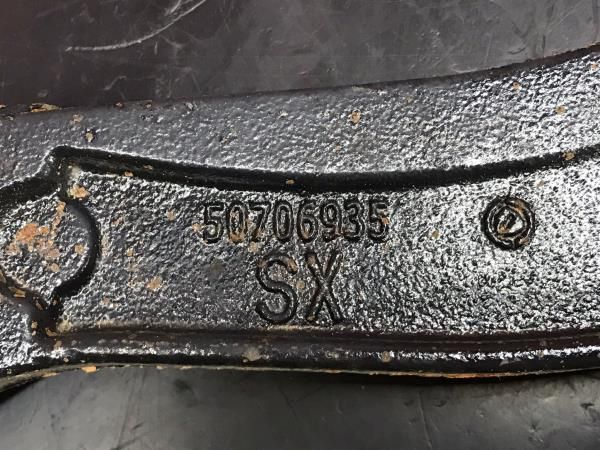 Braço de suspensão frente esquerdo PEUGEOT Boxer