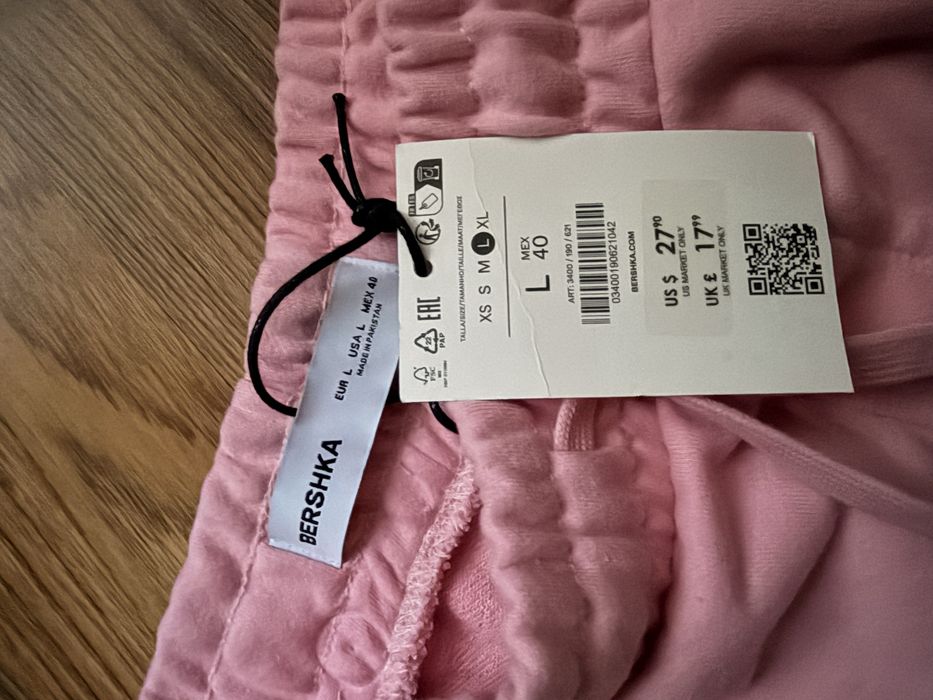 Останній L! Шорти Bershka Baggy Pink