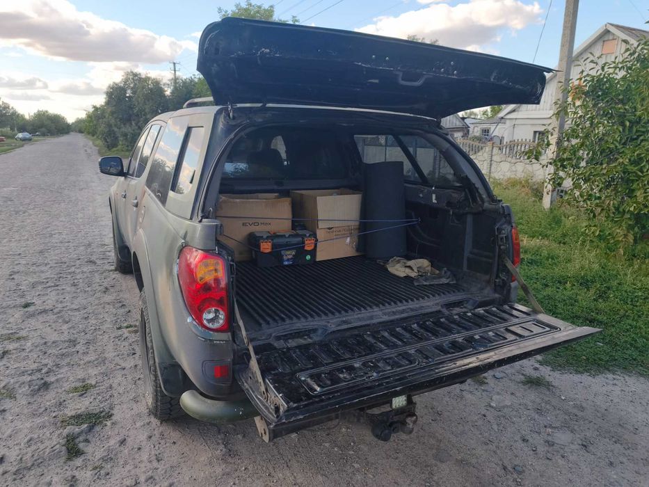 Авто mitsubishiL200
