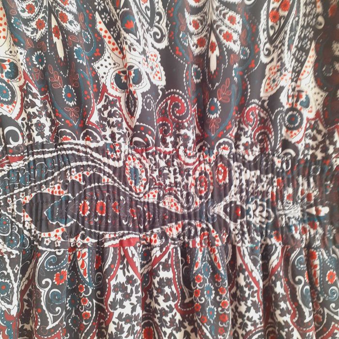 Sukienka wzór paisley // C&A