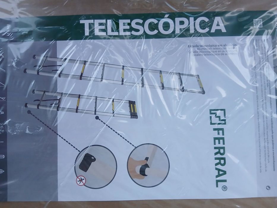 Escadote telescópica