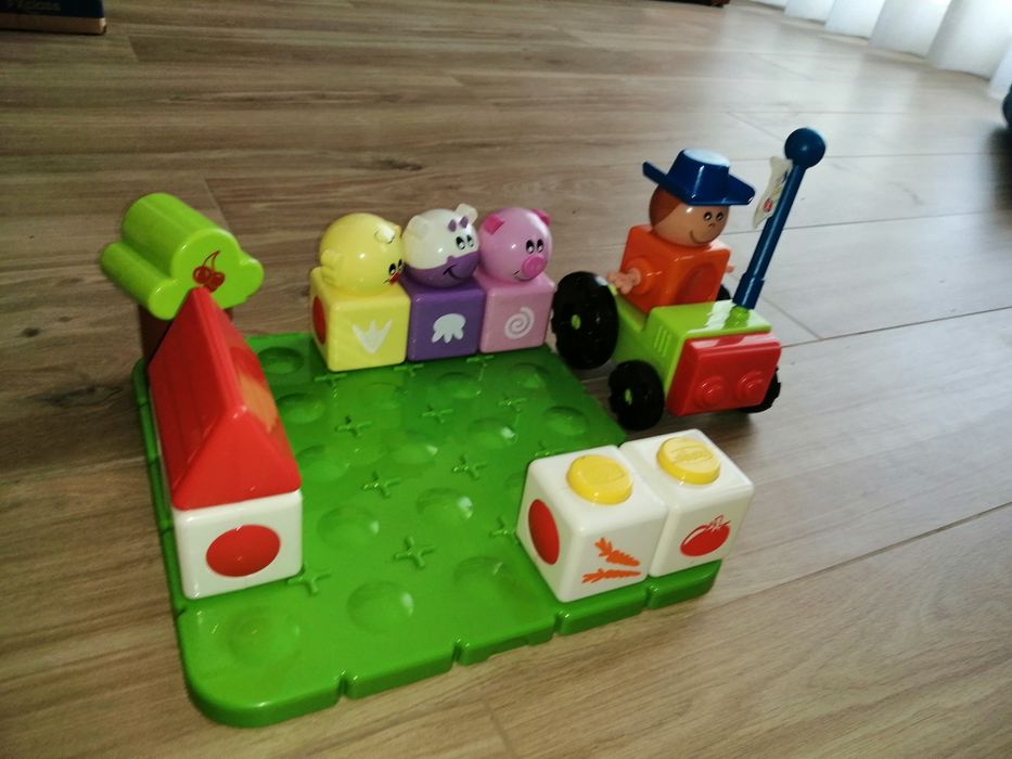 Quinta com peças de encaixe	Chicco	18 peças*