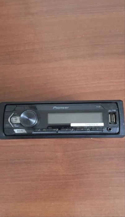 Radio do auta Pioneer MVH-S120UB
