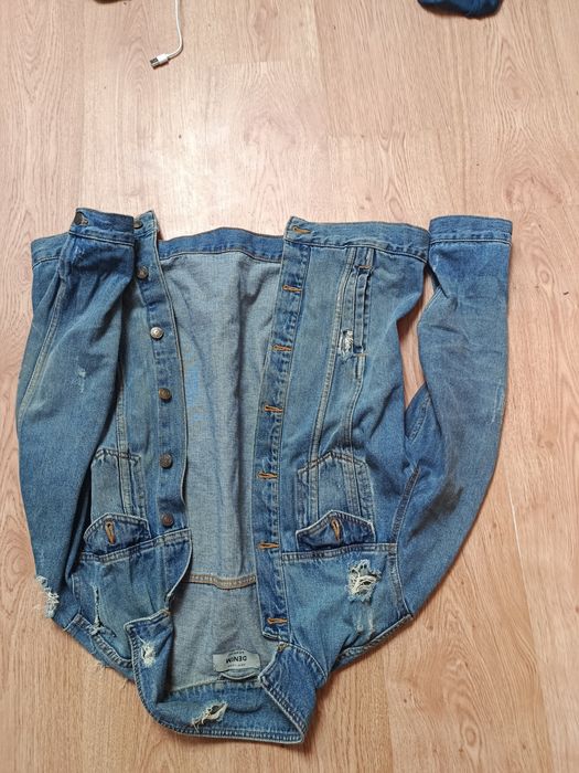 Джинсова куртка с м л