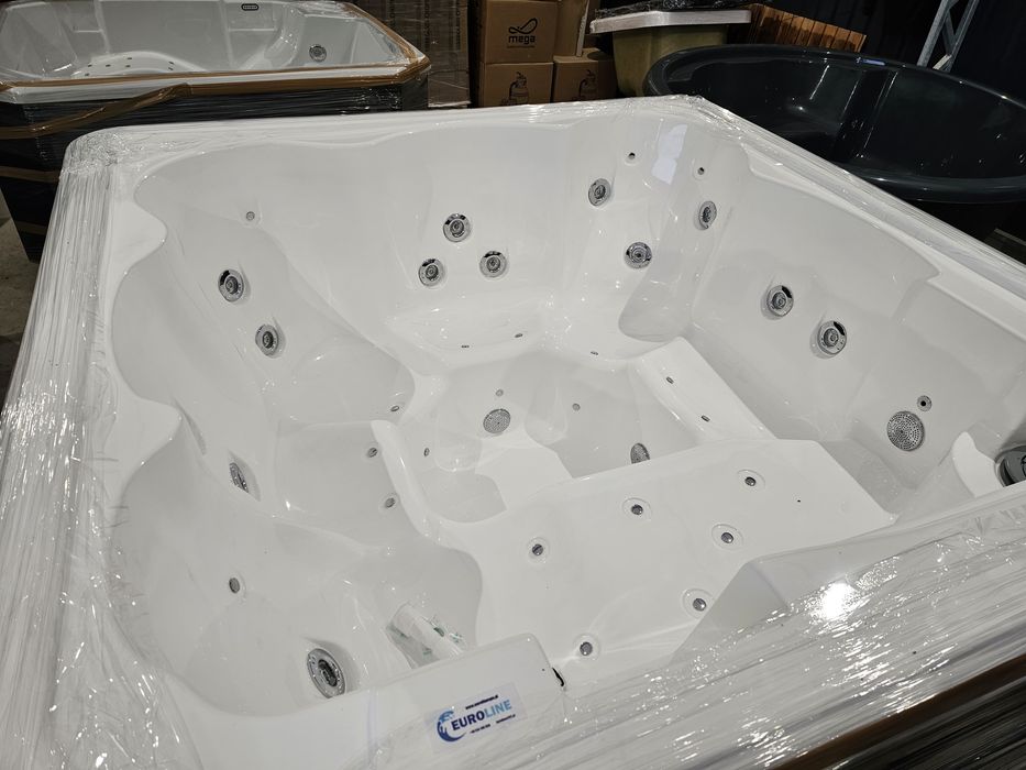 Jacuzzi COMFORT 6os Całoroczne AEROmasaż AIRmasaż jakuzi bania balia
