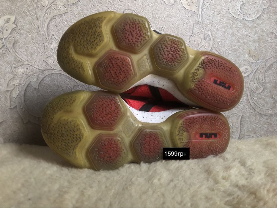 Оригінал! Кросівки Nike Lebron баскетбол волейбол 41 40,5 40 41 26 25