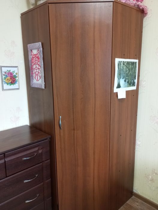 шафа кутова б/у самовивіз
