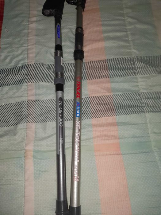Vendo 2 canas de pesca impecáveis