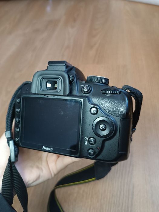 Продам фотоапарат Nikon D3200 з аксесуарами 

---

### Продаю Nikon D3