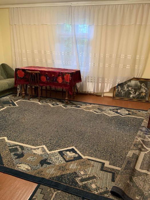 Продам будинок в центрі Борщова