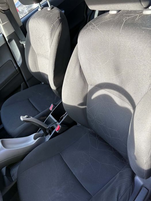 Toyota Auris 2008 rok