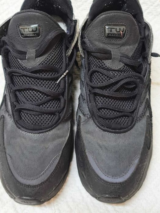 Sapatilhas Nike Airmax TW tam. 42 em muito bom estado.